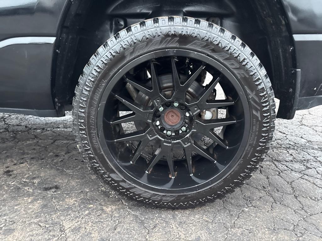 RAM 1500 Big Horn Quad Cab 4WD 2020