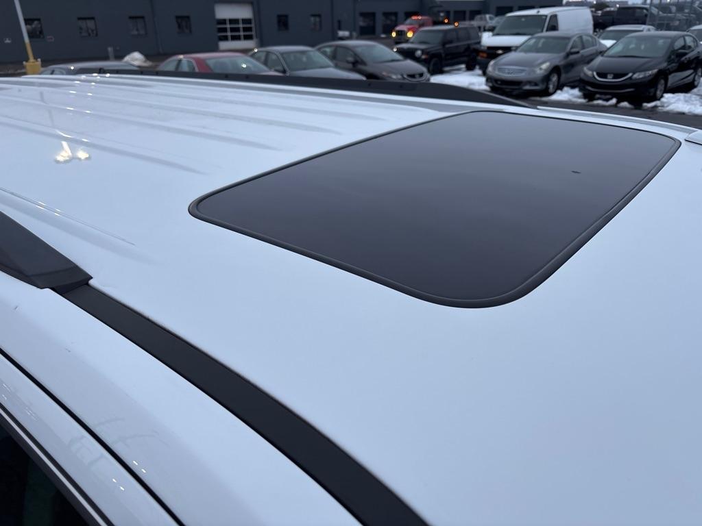 Chevrolet Suburban LT 4WD 2015