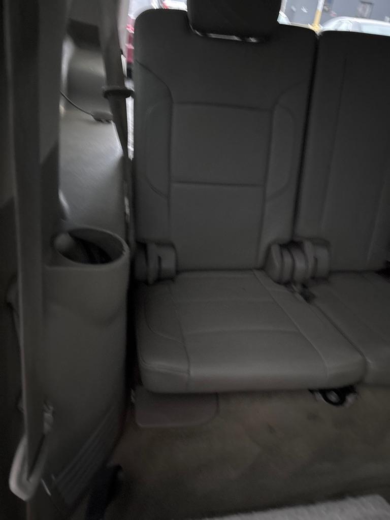 Chevrolet Suburban LT 4WD 2015