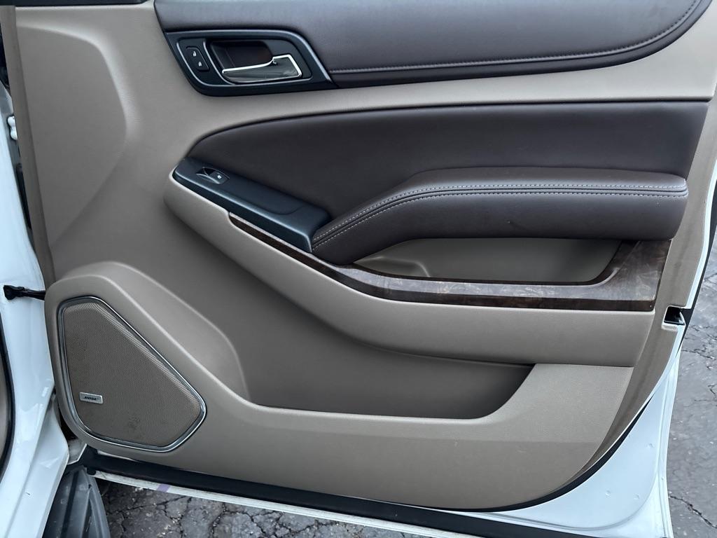 Chevrolet Suburban LT 4WD 2015