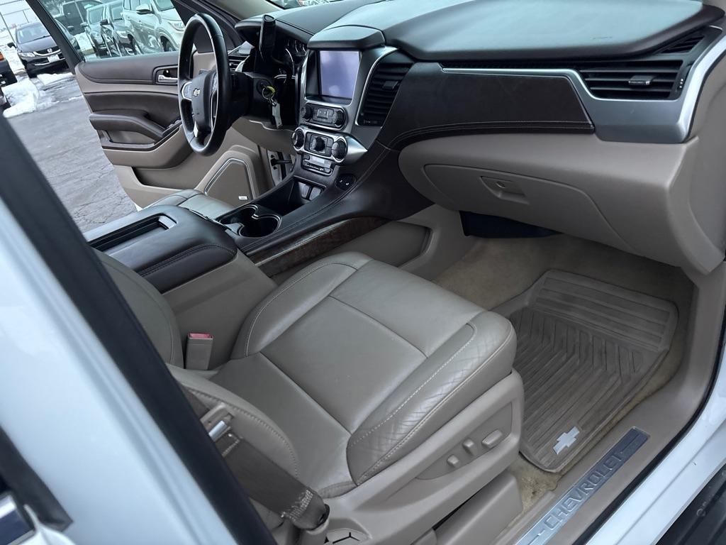 Chevrolet Suburban LT 4WD 2015