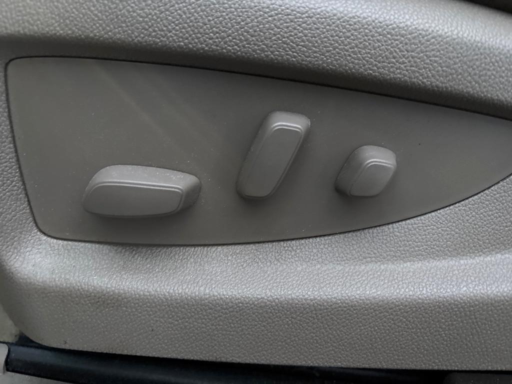 Chevrolet Suburban LT 4WD 2015