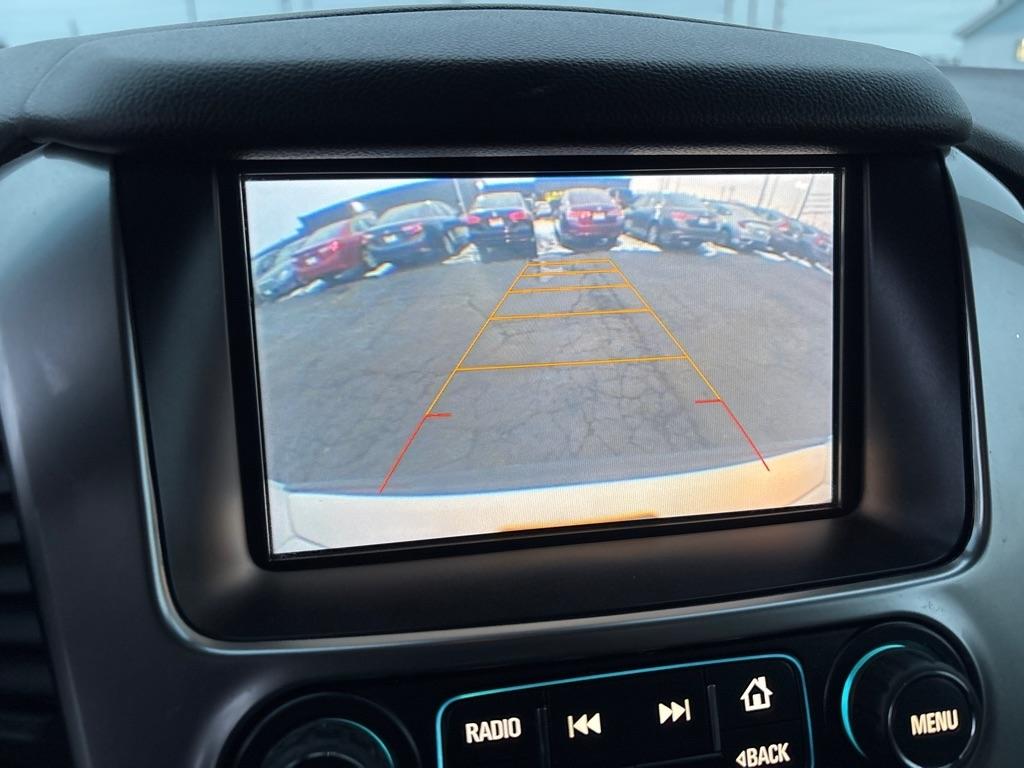 Chevrolet Suburban LT 4WD 2015