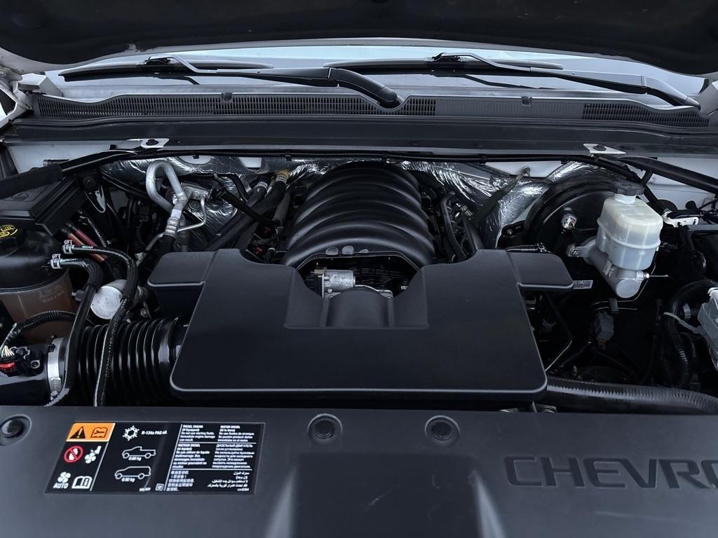 Chevrolet Suburban LT 4WD 2015