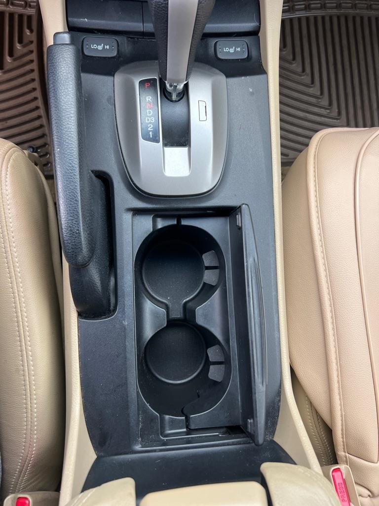 Honda Accord EX-L Sedan AT 2010