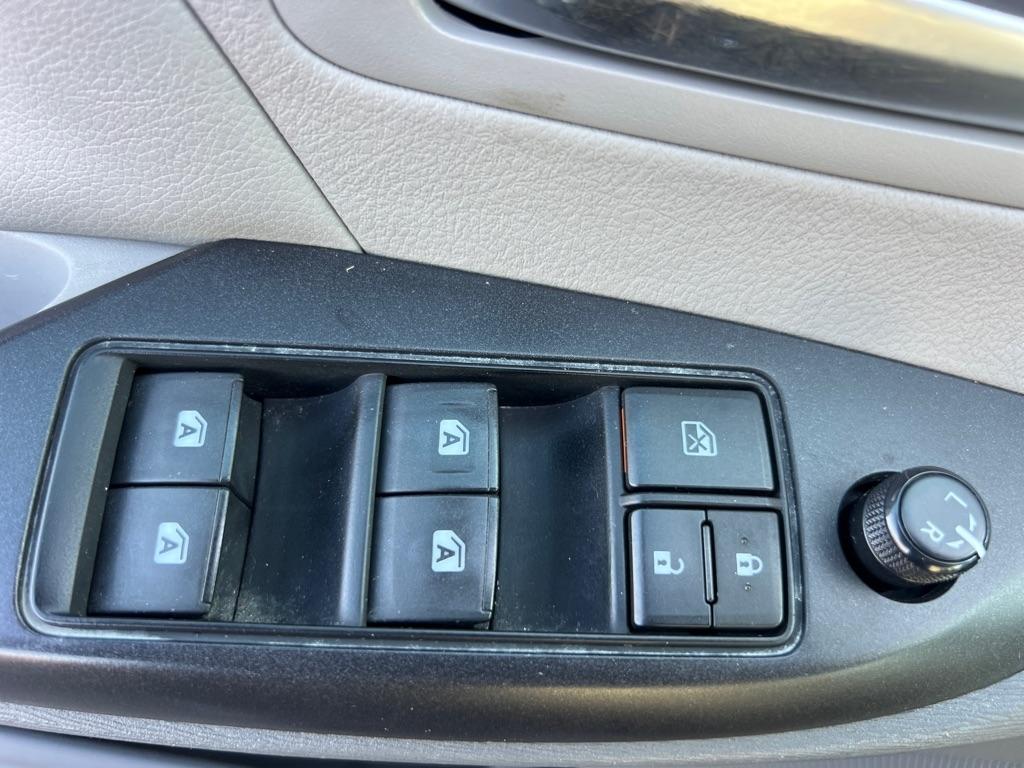 Toyota Sienna LE 8-Passenger 2017