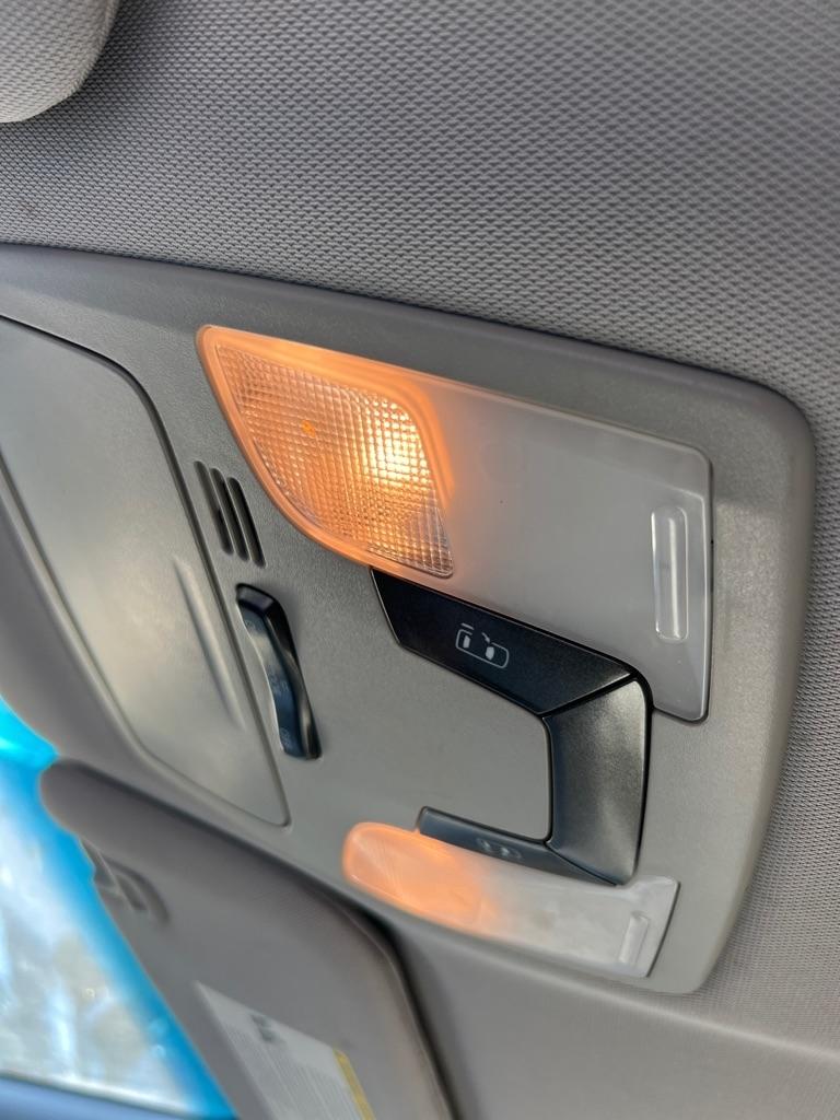 Toyota Sienna LE 8-Passenger 2017