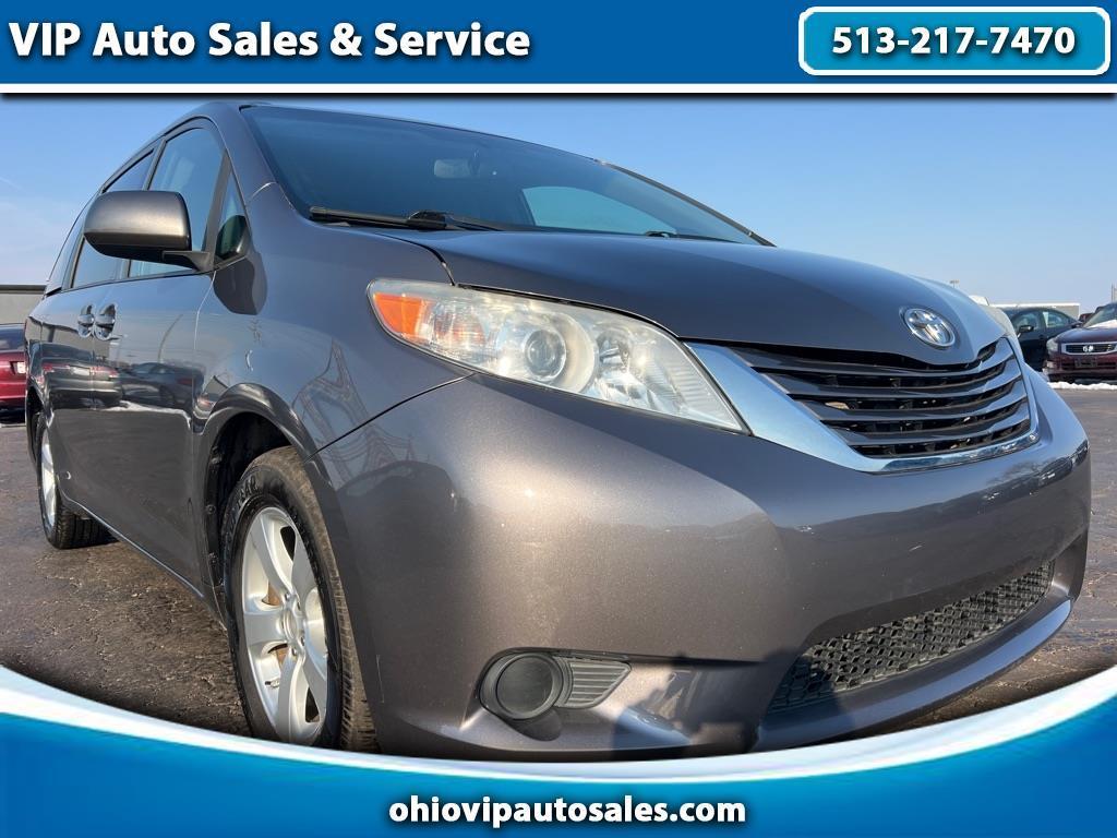 Toyota Sienna LE 8-Passenger 2017