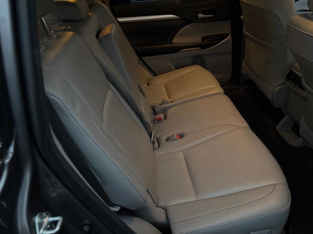 Toyota Highlander XLE AWD V6 2018