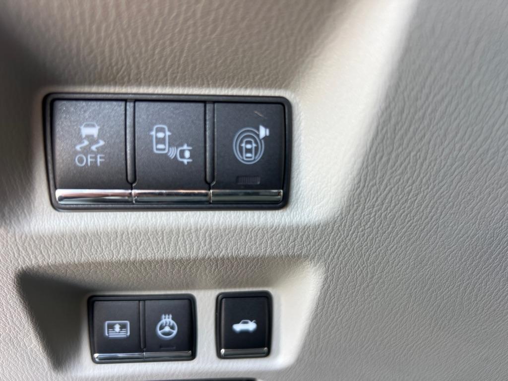 Infiniti Q70 L 3.7 AWD 2015