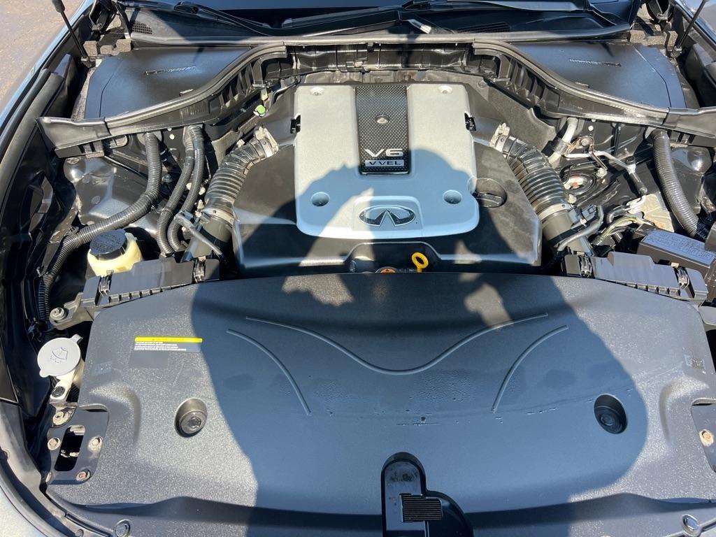 Infiniti Q70 L 3.7 AWD 2015