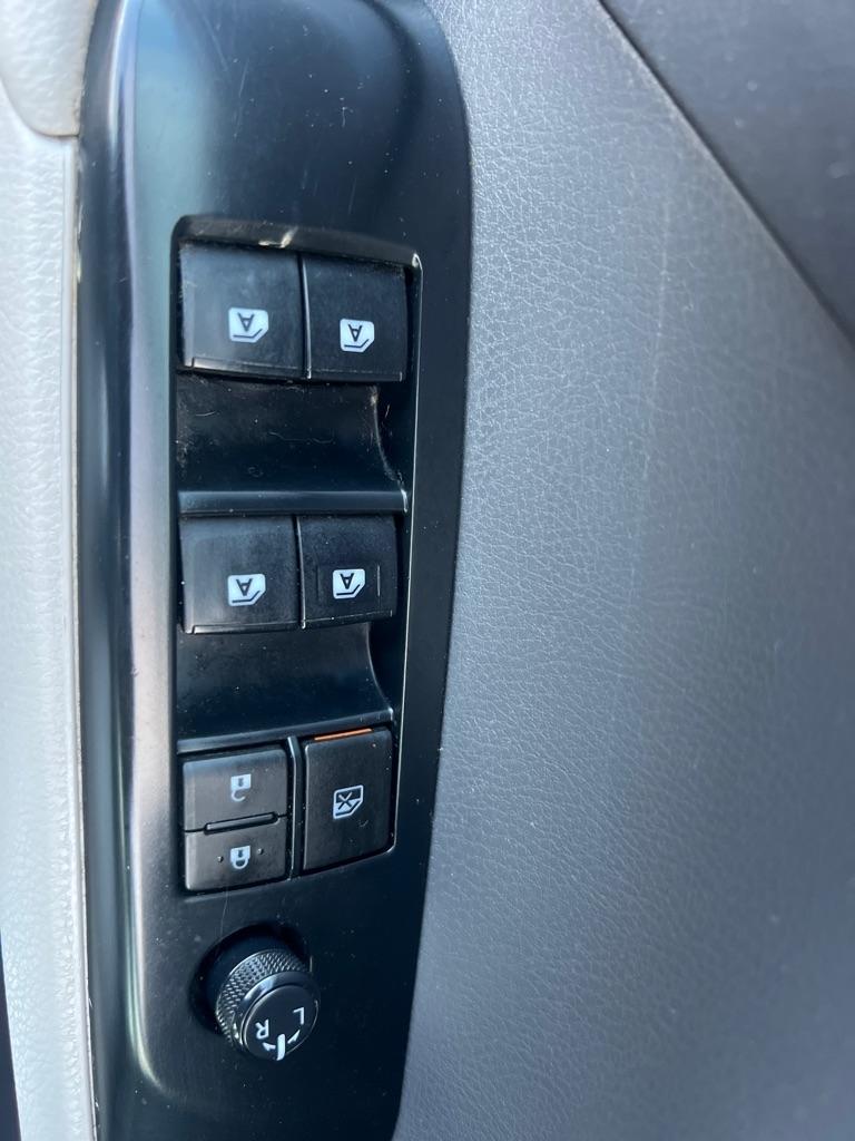 Toyota Camry SE 2020