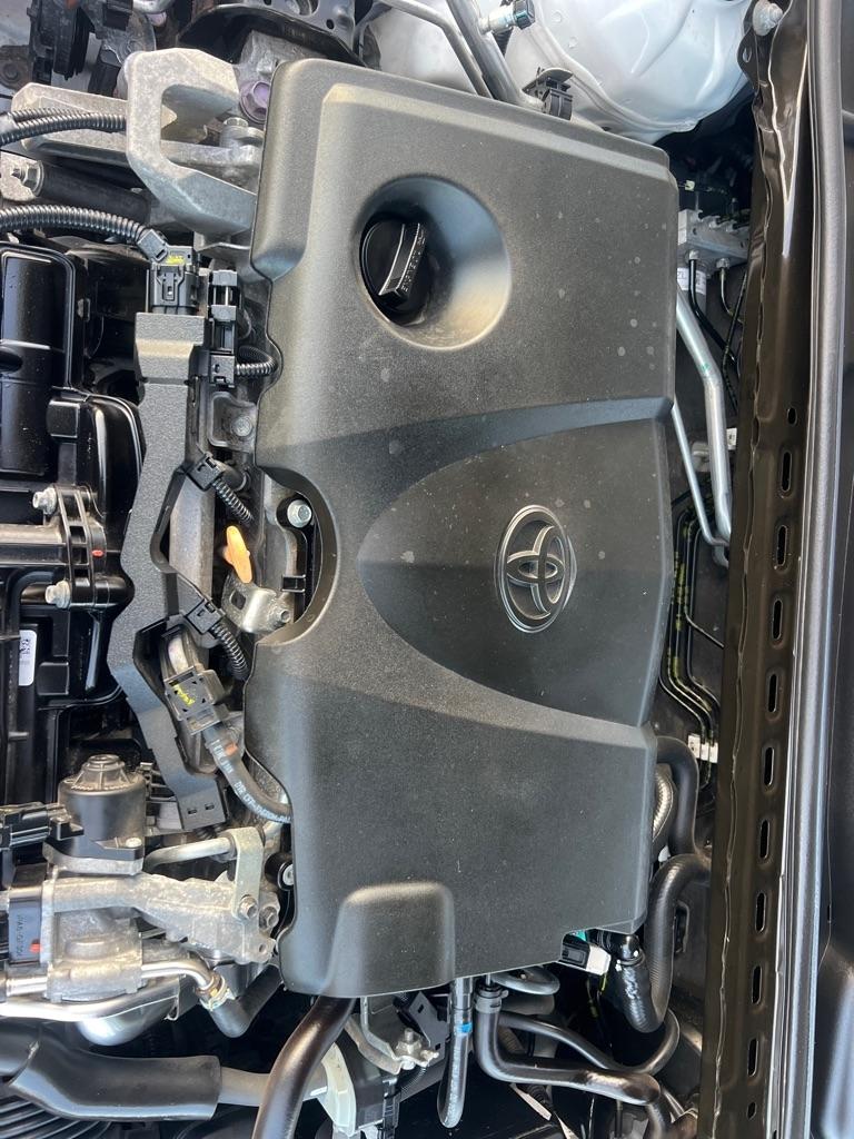 Toyota Camry SE 2020