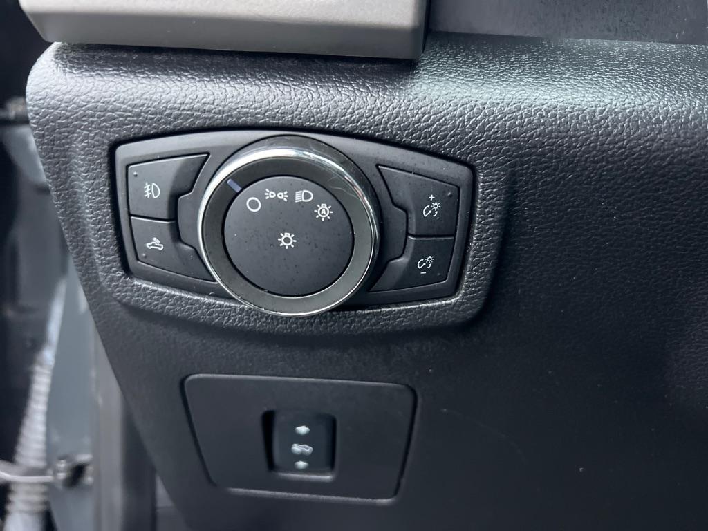 Ford F-150 Lariat SuperCrew 5.5-ft. Bed 4WD 2016