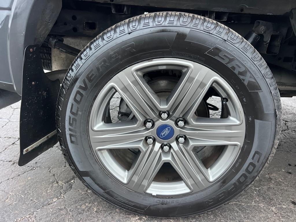 Ford F-150 Lariat SuperCrew 5.5-ft. Bed 4WD 2016