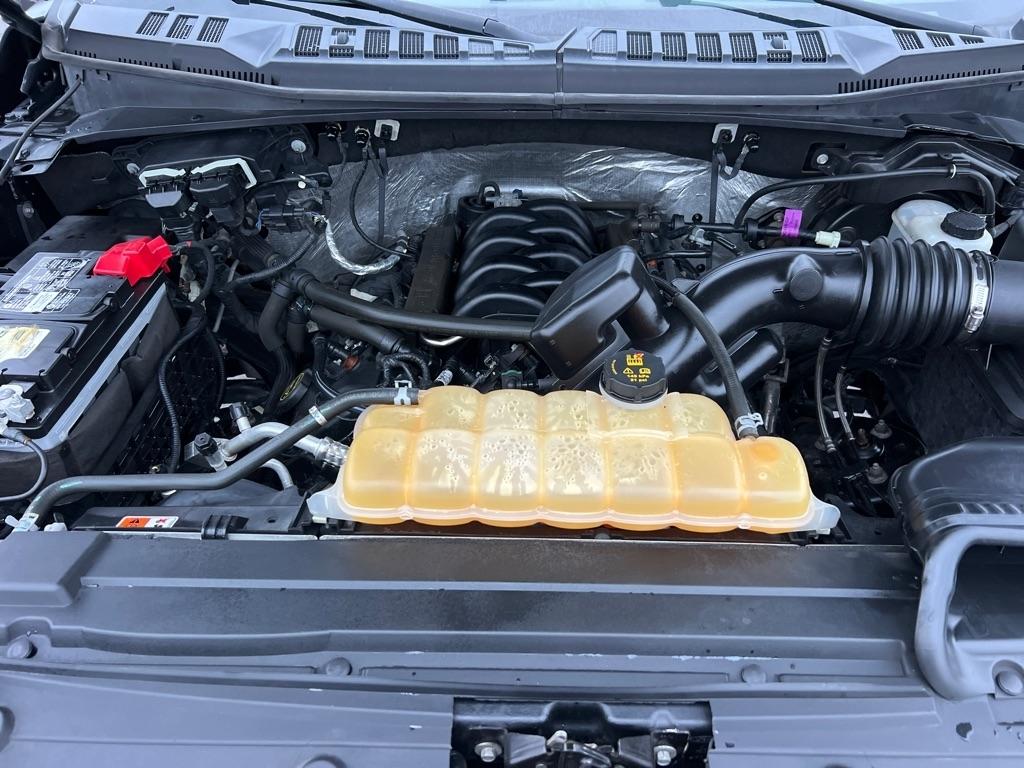 Ford F-150 Lariat SuperCrew 5.5-ft. Bed 4WD 2016