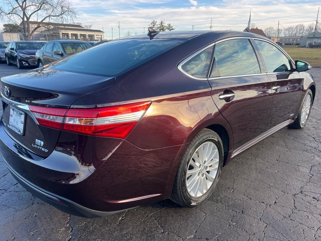 Toyota Avalon Hybrid Limited 2013