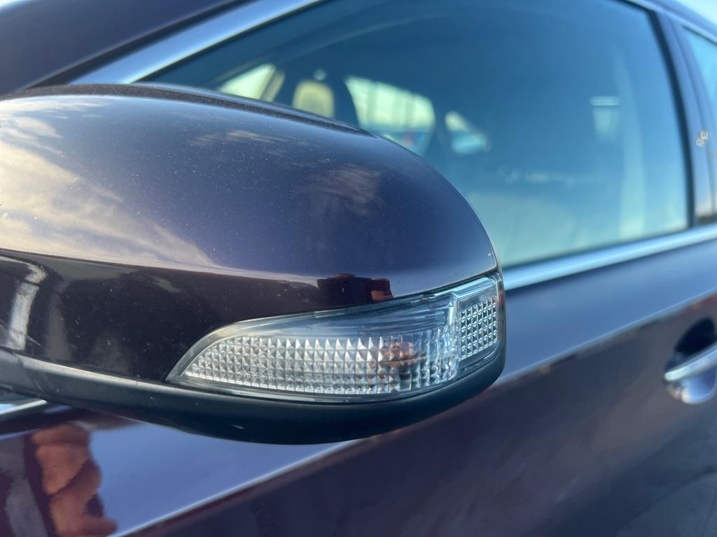 Toyota Avalon Hybrid Limited 2013