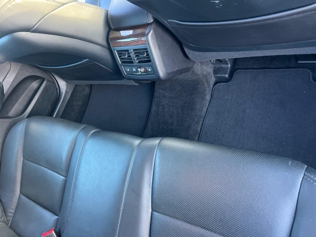 Toyota Avalon Hybrid Limited 2013