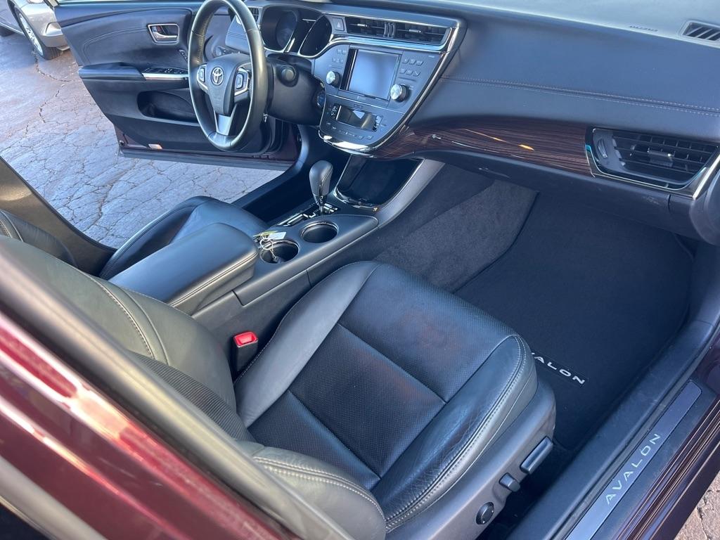 Toyota Avalon Hybrid Limited 2013