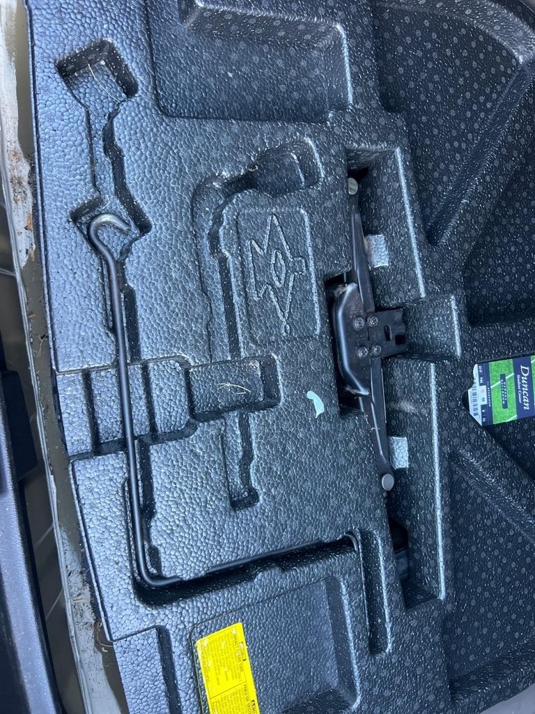 Toyota Avalon Hybrid Limited 2013