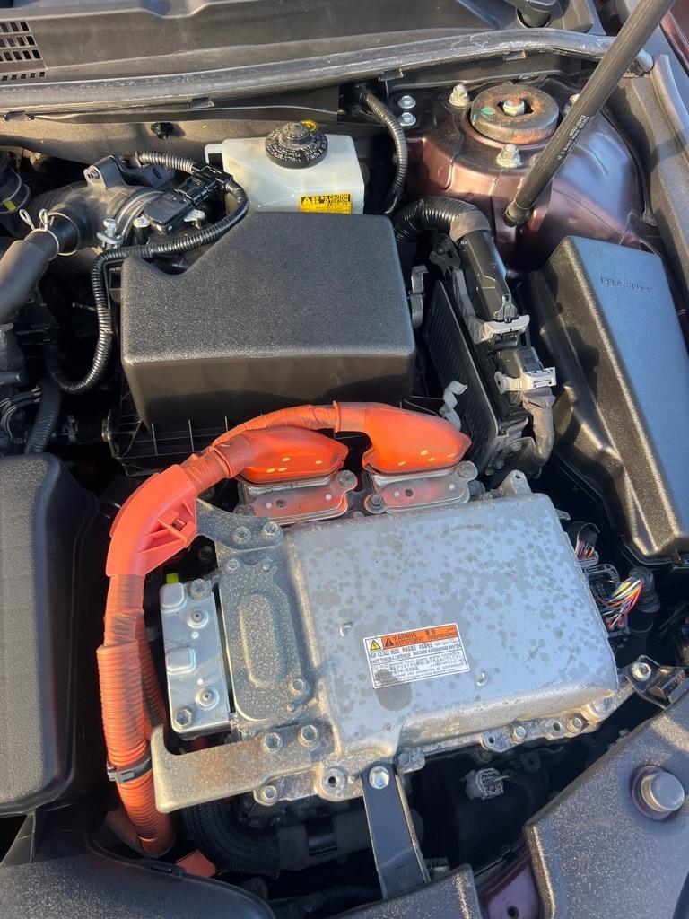 Toyota Avalon Hybrid Limited 2013