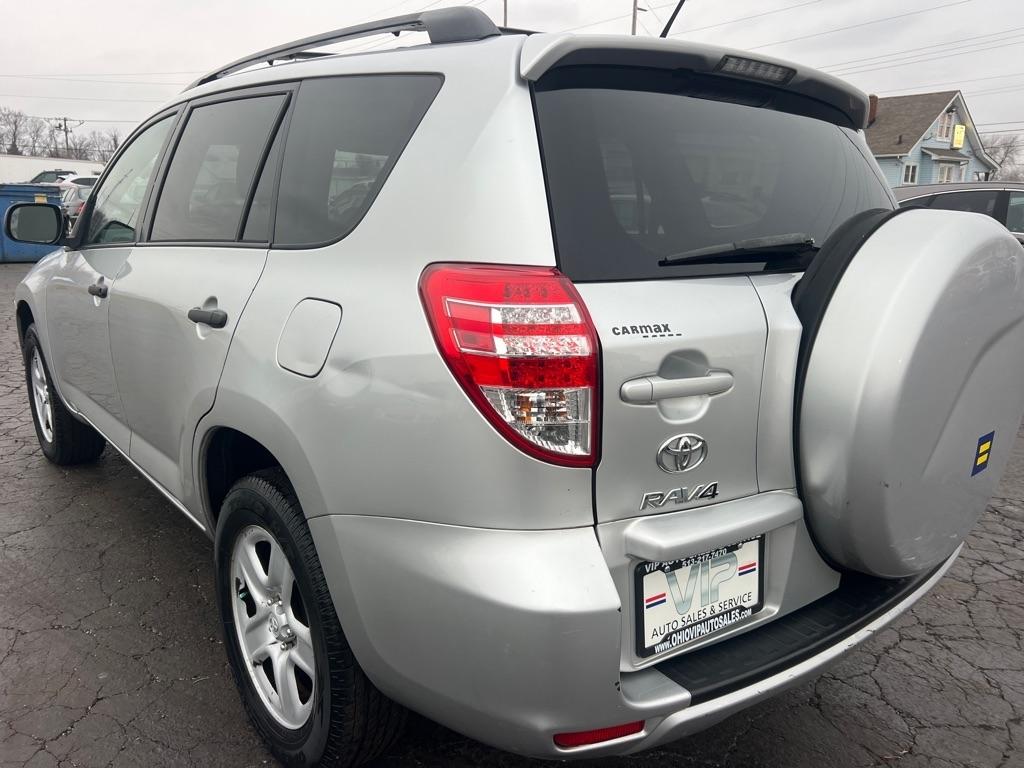Toyota RAV4 Base I4 4WD 2011