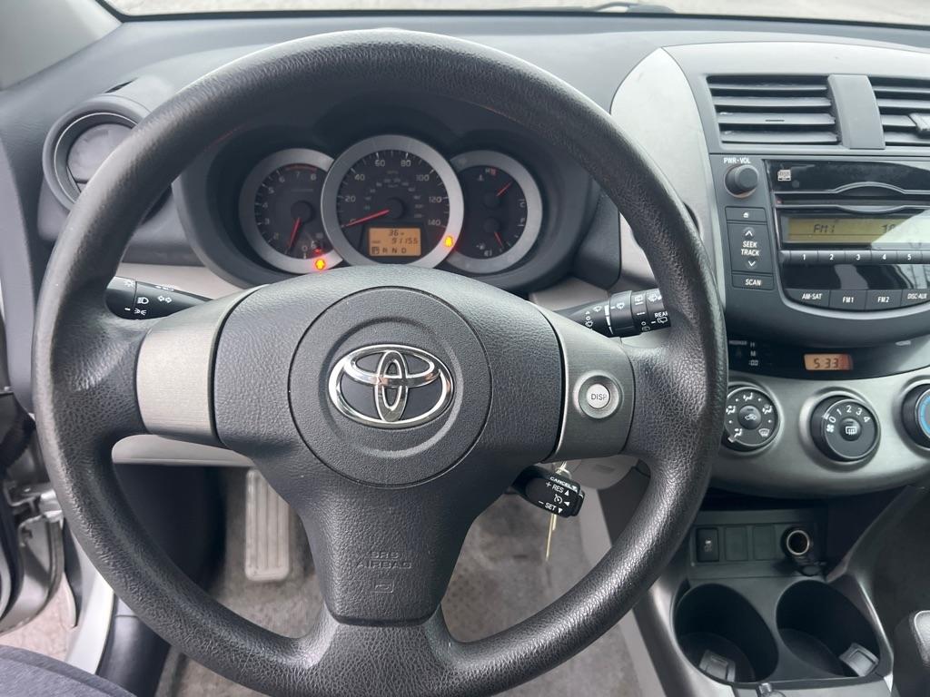Toyota RAV4 Base I4 4WD 2011
