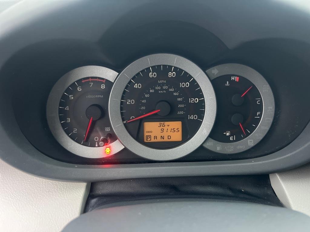 Toyota RAV4 Base I4 4WD 2011