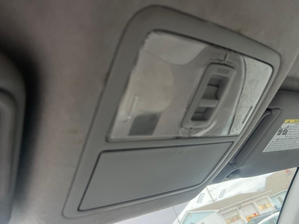 Toyota RAV4 Base I4 4WD 2011