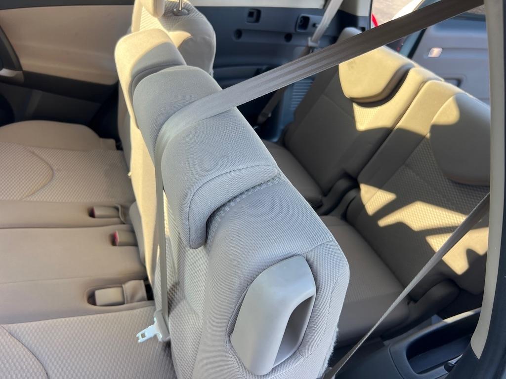 Toyota RAV4 Limited V6 4WD with 3rd Row 2008