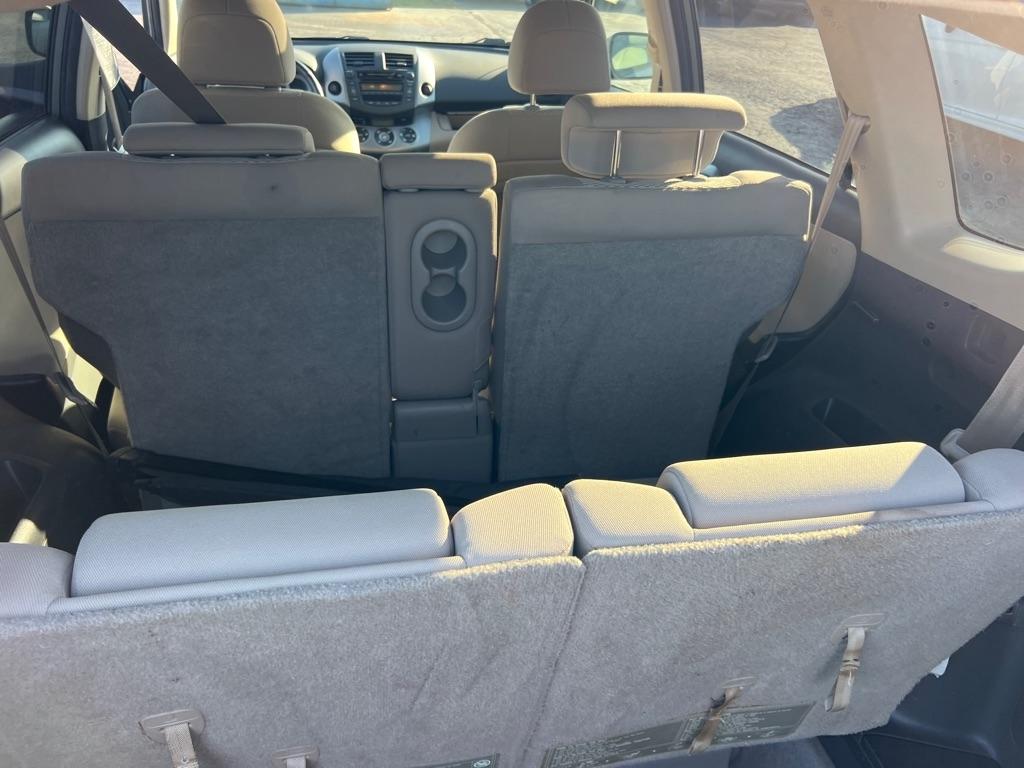 Toyota RAV4 Limited V6 4WD with 3rd Row 2008