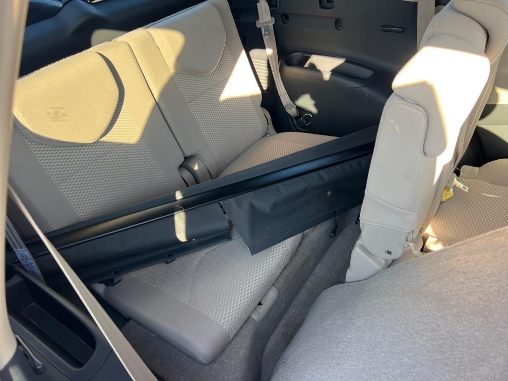 Toyota RAV4 Limited V6 4WD with 3rd Row 2008