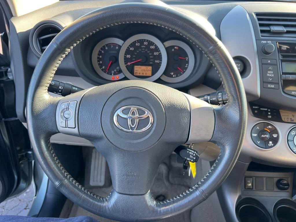 Toyota RAV4 Limited V6 4WD with 3rd Row 2008