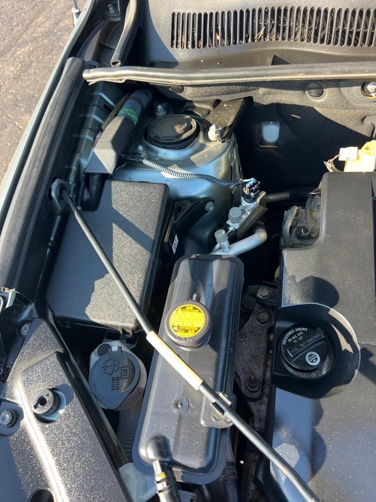 Toyota RAV4 Limited V6 4WD with 3rd Row 2008