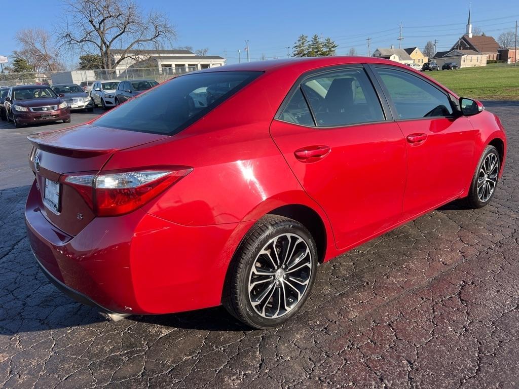Toyota Corolla S Plus 6MT 2016