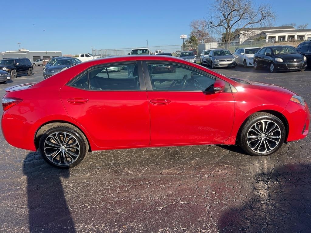 Toyota Corolla S Plus 6MT 2016