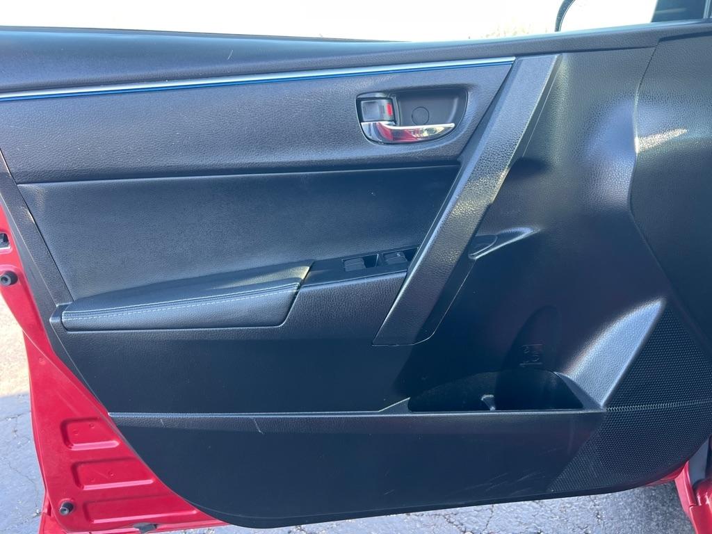 Toyota Corolla S Plus 6MT 2016