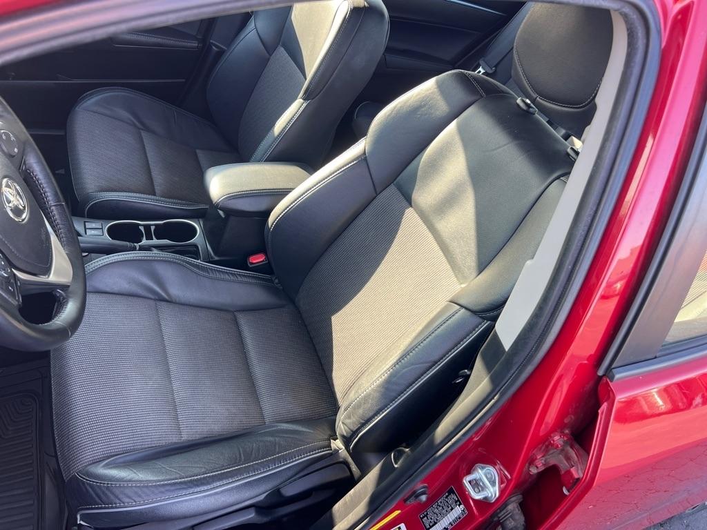 Toyota Corolla S Plus 6MT 2016