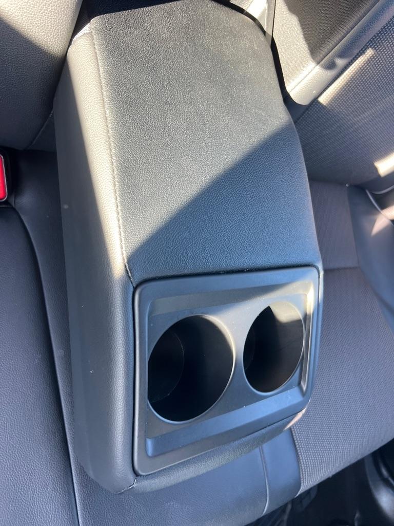 Toyota Corolla S Plus 6MT 2016