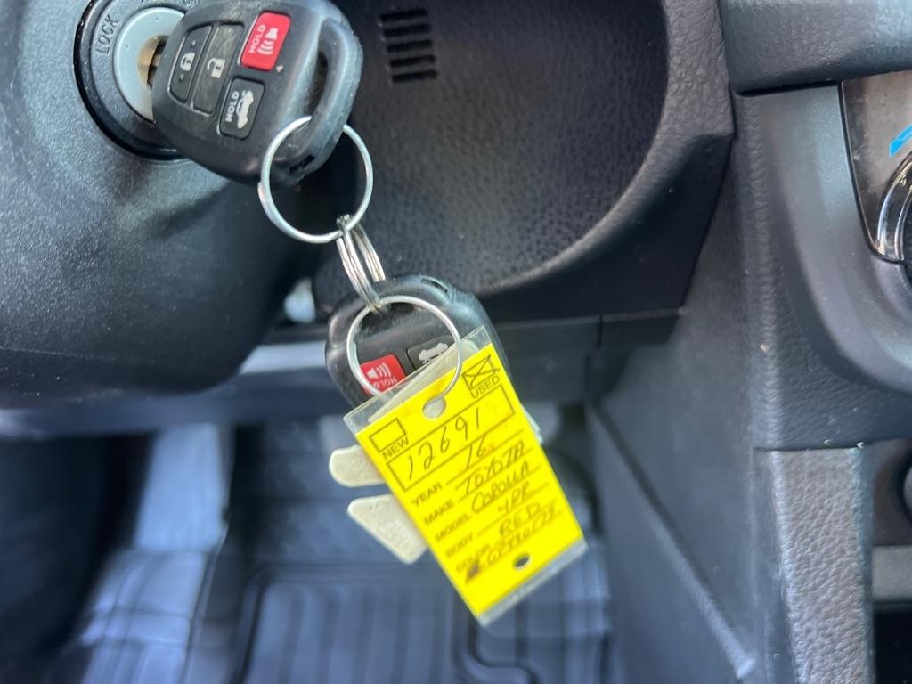 Toyota Corolla S Plus 6MT 2016