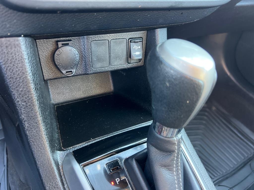 Toyota Corolla S Plus 6MT 2016