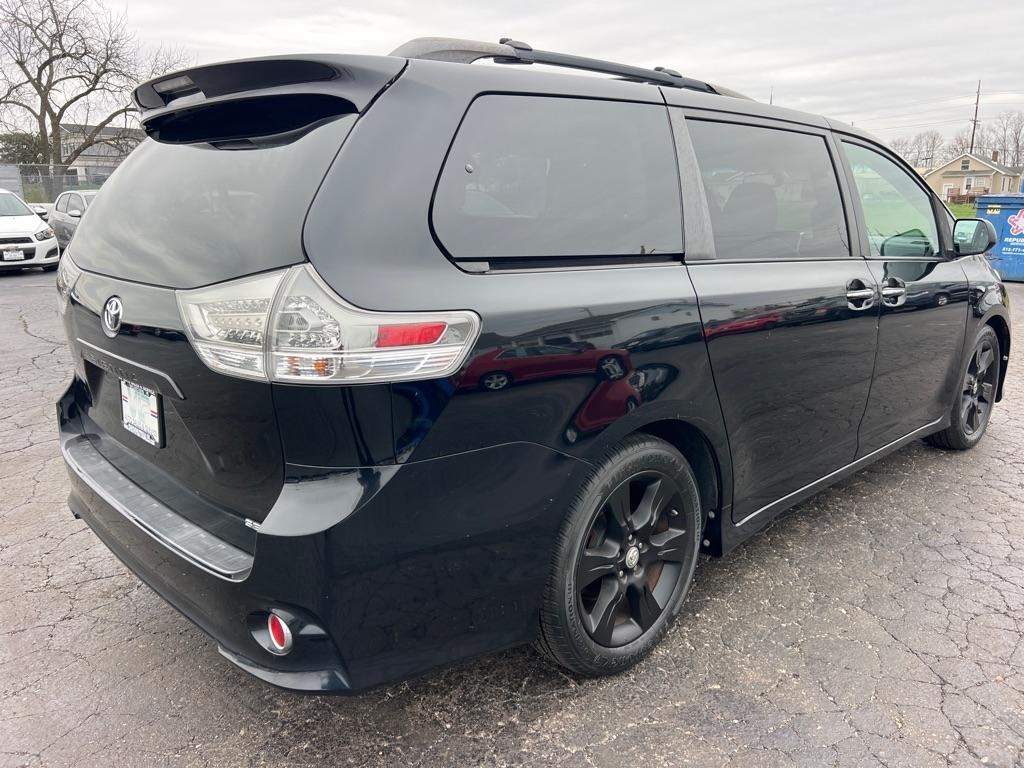 Toyota Sienna SE FWD 8-Passenger V6 2015
