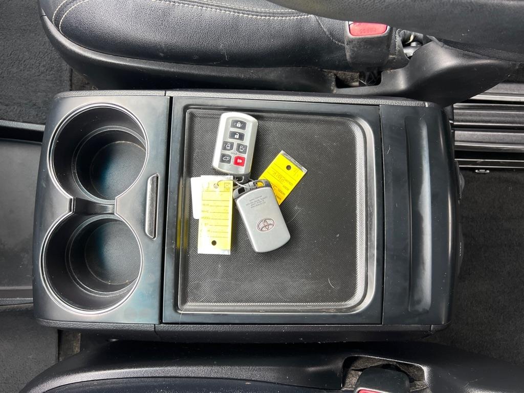 Toyota Sienna SE FWD 8-Passenger V6 2015