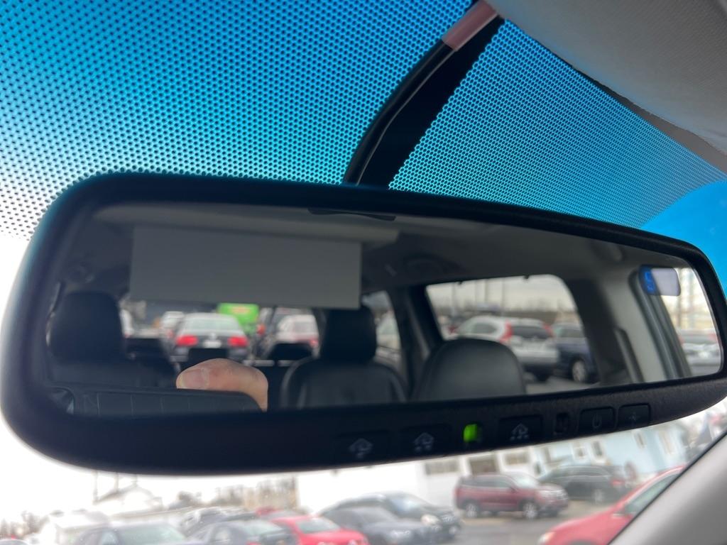 Toyota Sienna SE FWD 8-Passenger V6 2015