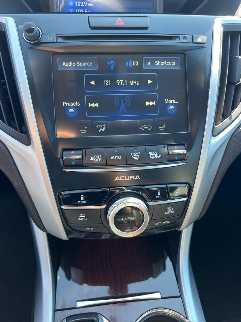 Acura TLX 9-Spd AT 2015