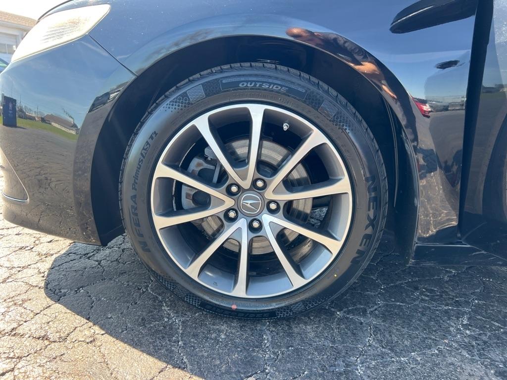 Acura TLX 9-Spd AT 2015