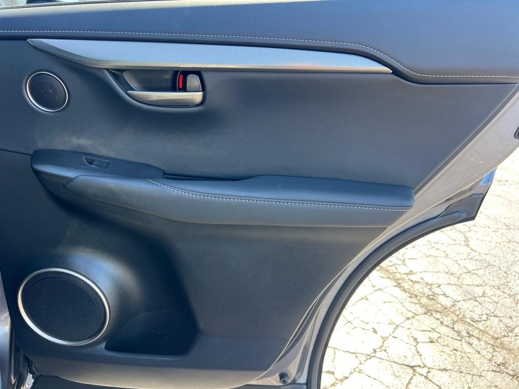 Lexus NX 200t FWD 2015