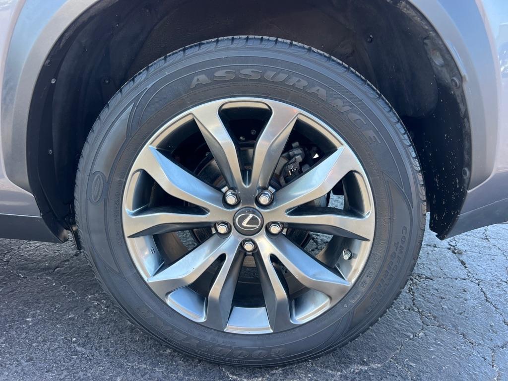 Lexus NX 200t FWD 2015