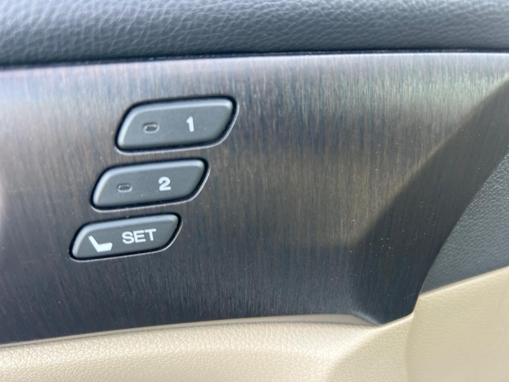 Honda Accord EX-L Sedan CVT 2013